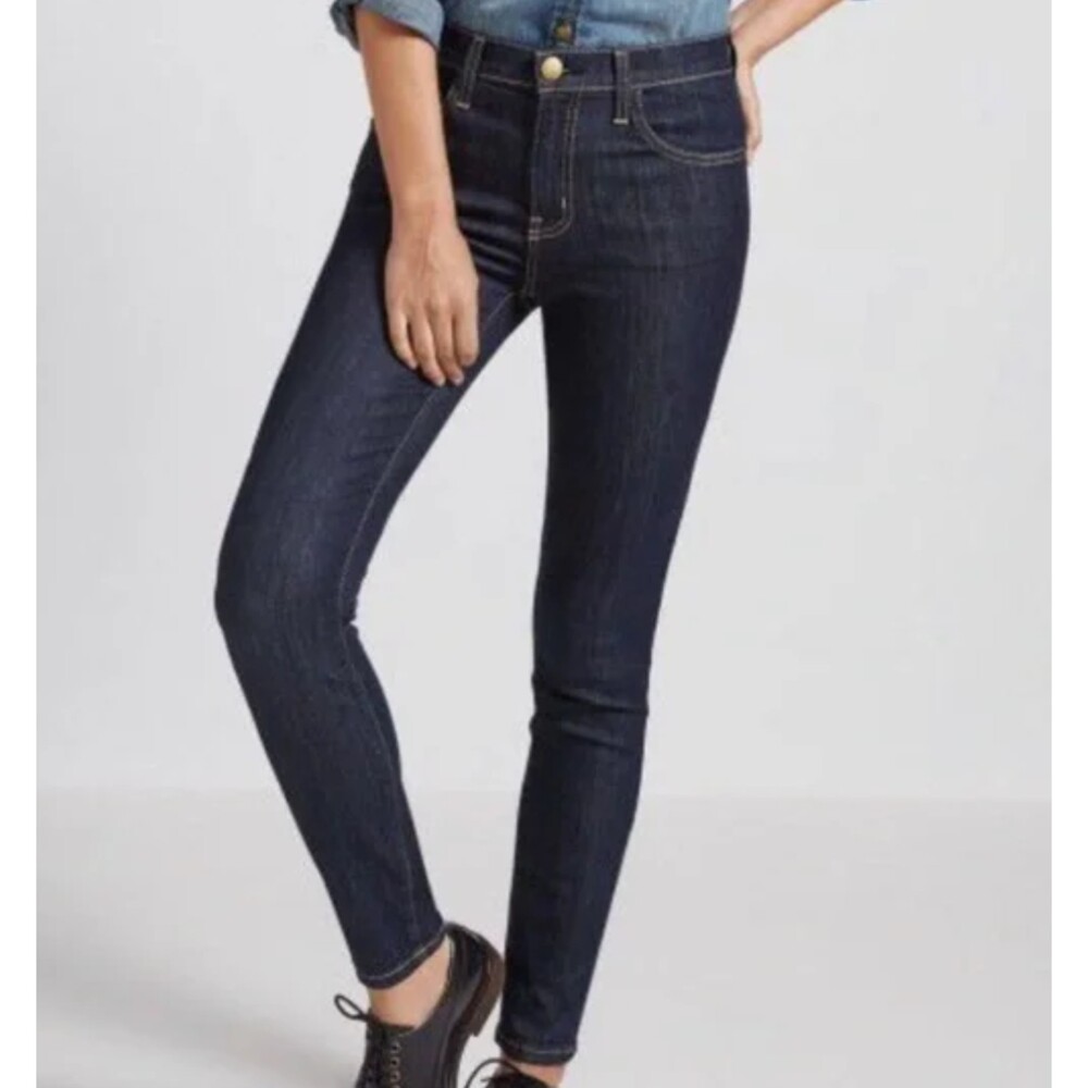 Current/Elliott The Skinny Deadstock Jeans in One Wash Dark Denim Size 27